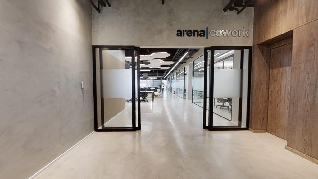 Arena Cowork  / Entrada 